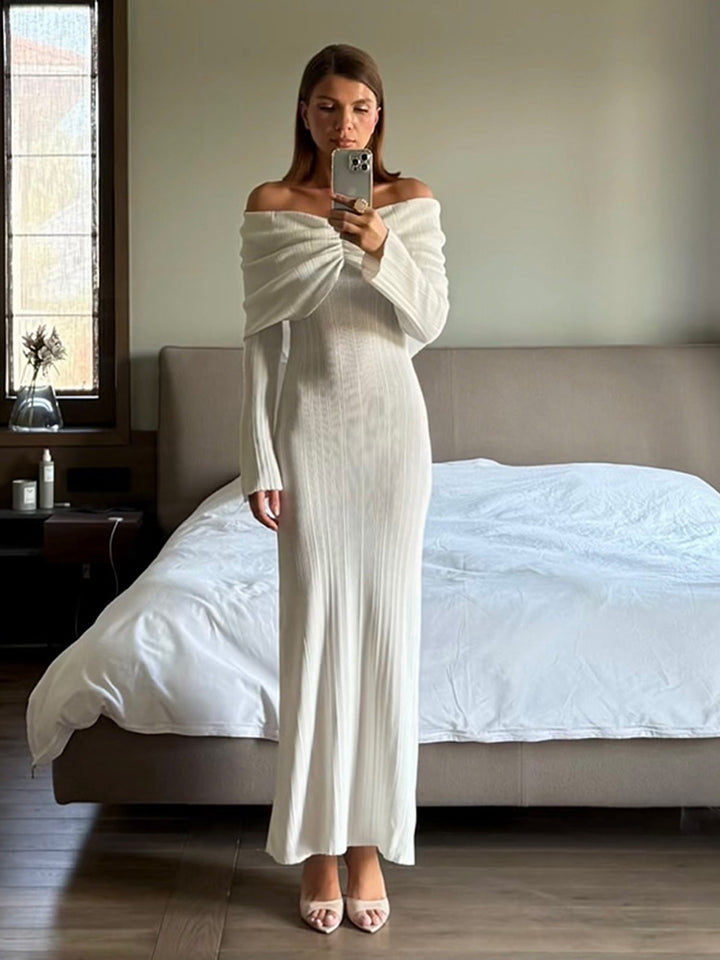 Damen Schulterfreies Maxikleid aus geripptem Feinstrick mit drapiertem Carmen‑Ausschnitt und figurnaher Silhouette Drune