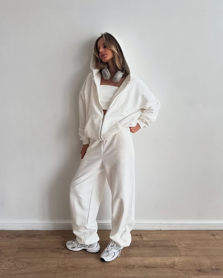 Damen Loungewear-Set Drune: Oversized Zip-Hoodie mit Kapuze und weiter High-Waist Sweatpant aus Soft-Fleece