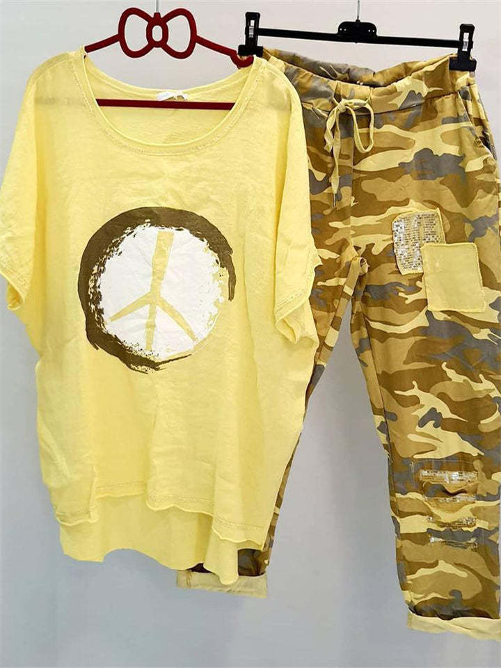 Damen nan lässiges Freizeit-Zweiteiler mit weit geschnittenem Leinenoptik-Shirt, Peace-Symbol und Camouflage-Jogpant mit Patchdetails Drune