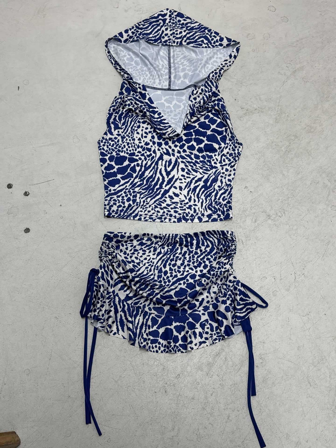 Damen sportliches Bikiniset mit Kapuze und verspieltem Rüschen-Design Drune