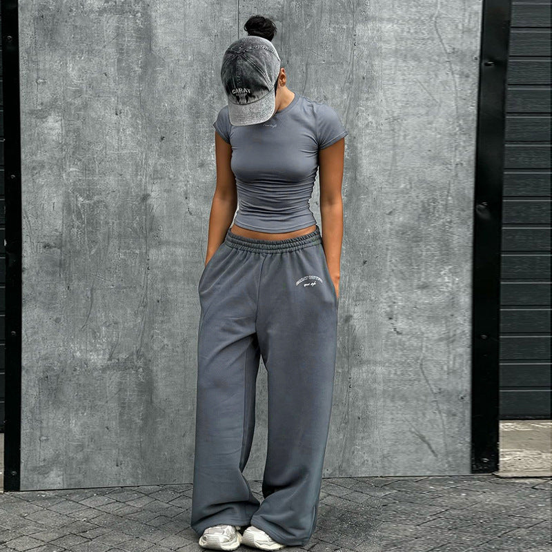 Damen Sportliches Set mit Figurbetontem Oberteil und weitem Hosen Drune