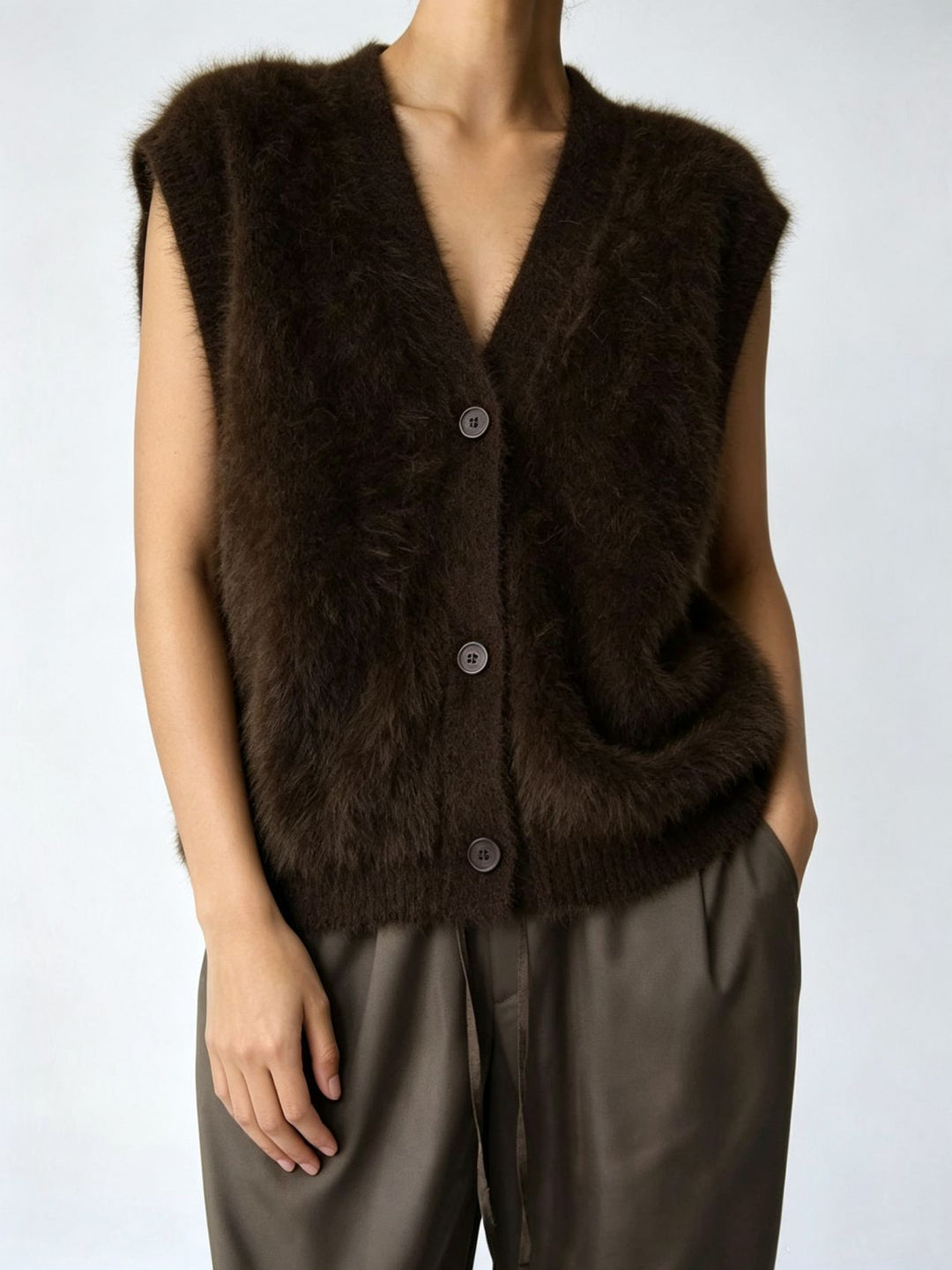 Damen Flauschige ärmellose Knopf‑Weste aus Mohairmix mit tiefem V-Ausschnitt Drune