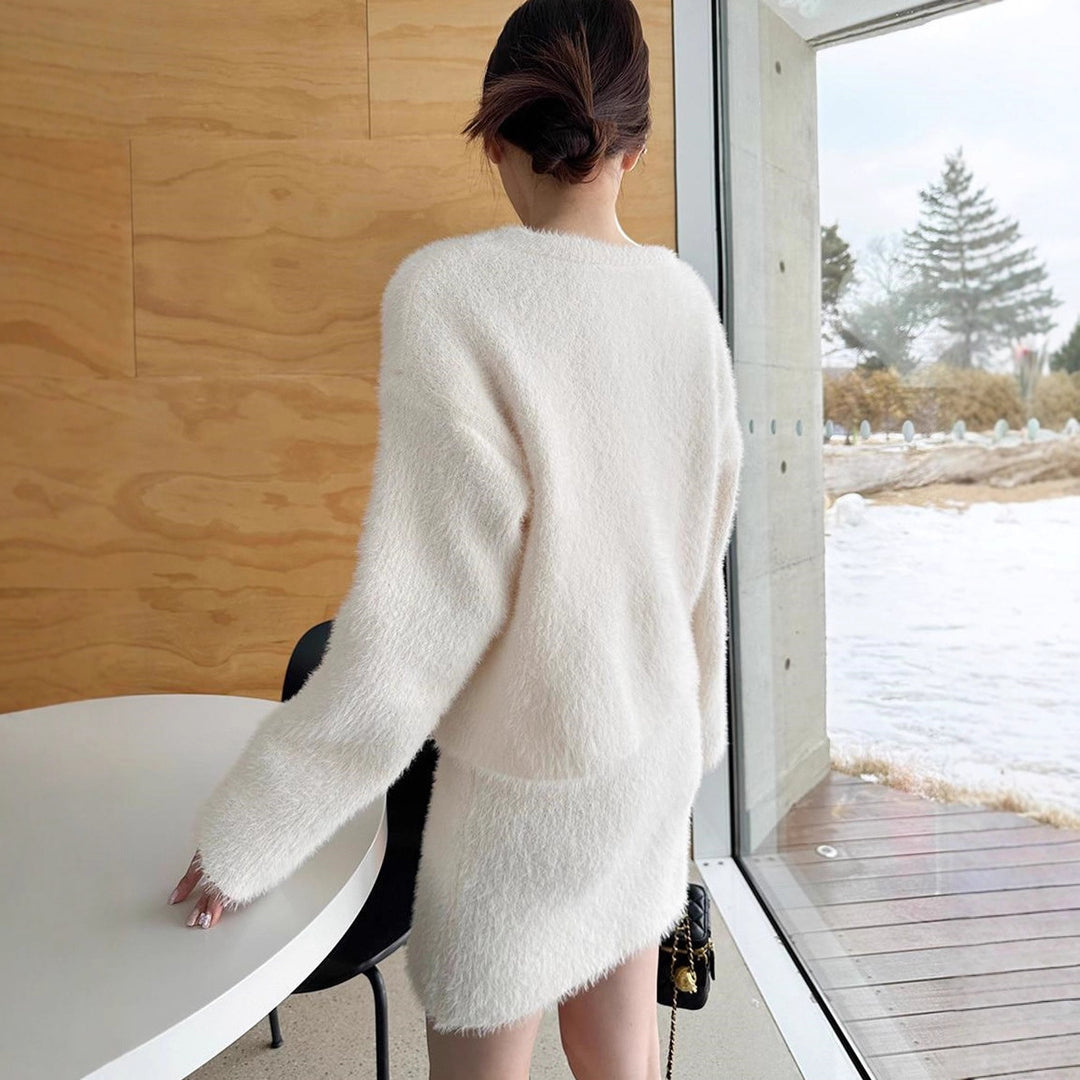 Damen Kuscheliger Flausch-Zweiteiler mit Oversize-Pullover und Minirock Drune