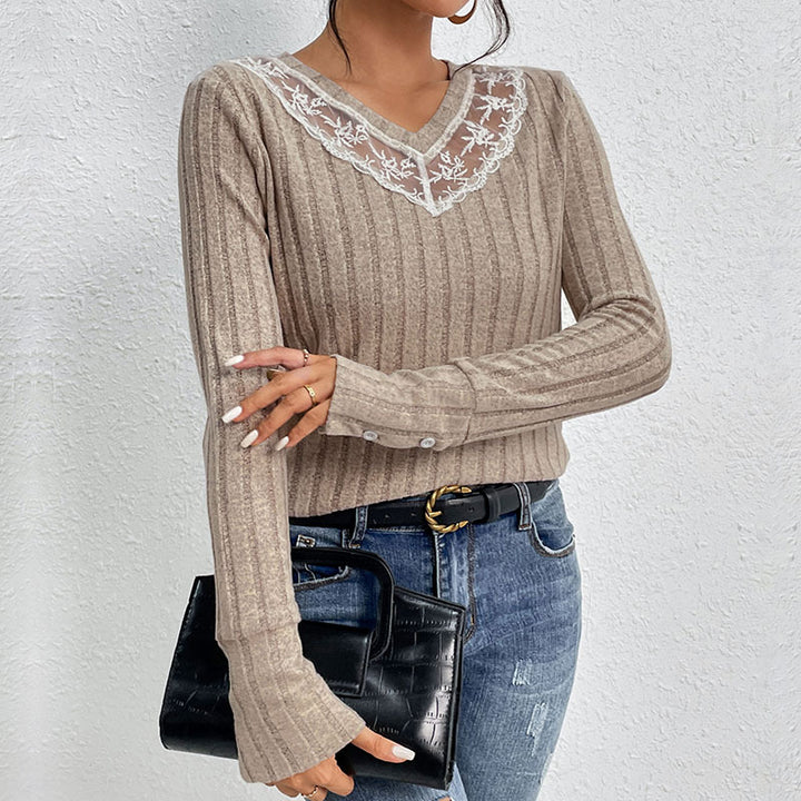 Damen Taillierter Rippstrick‑Pullover mit transparentem Spitzeneinsatz am V‑Ausschnitt Drune