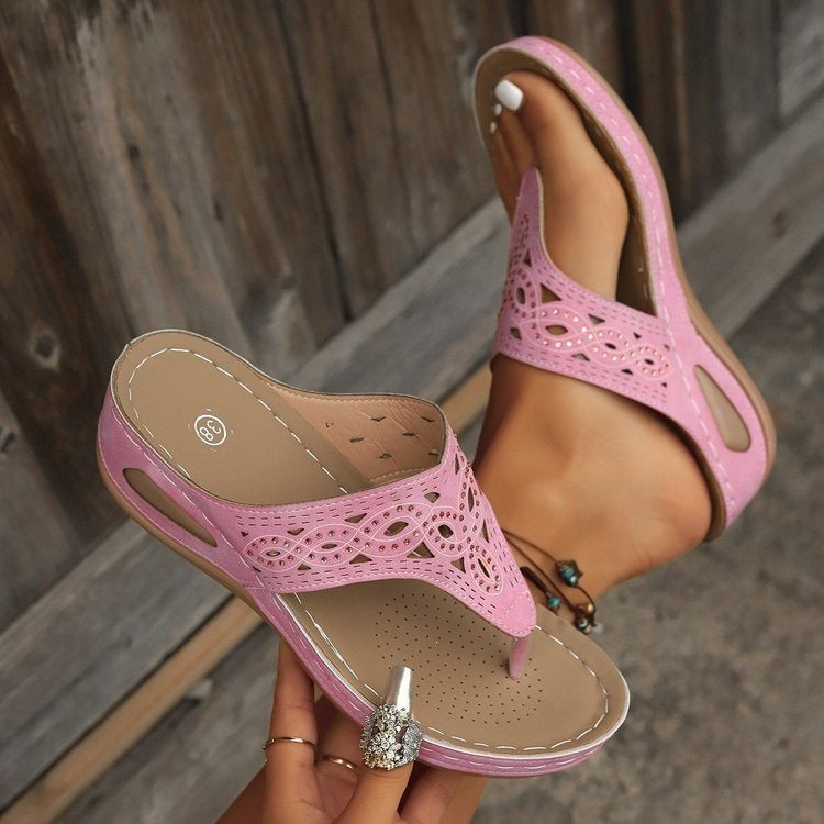 Damen Komfortable Zehentrenner-Sandalen mit floralem Schnitt Drune
