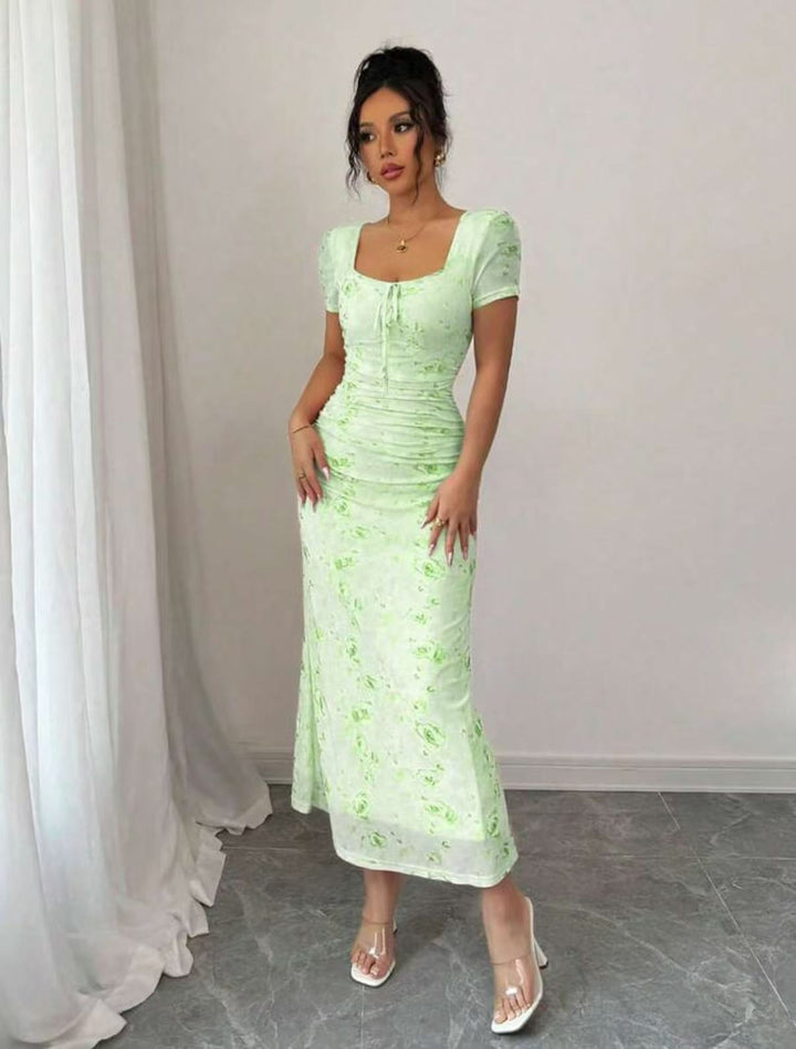 Damen Maxikleid mit floralen Mustern und dekorativem Wickeldetail Drune
