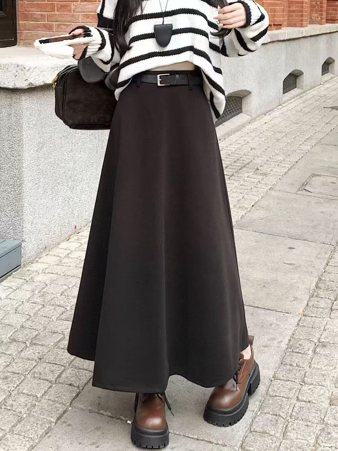 Damen Langer Maxirock mit schwingendem Schnitt und Gürtel Drune