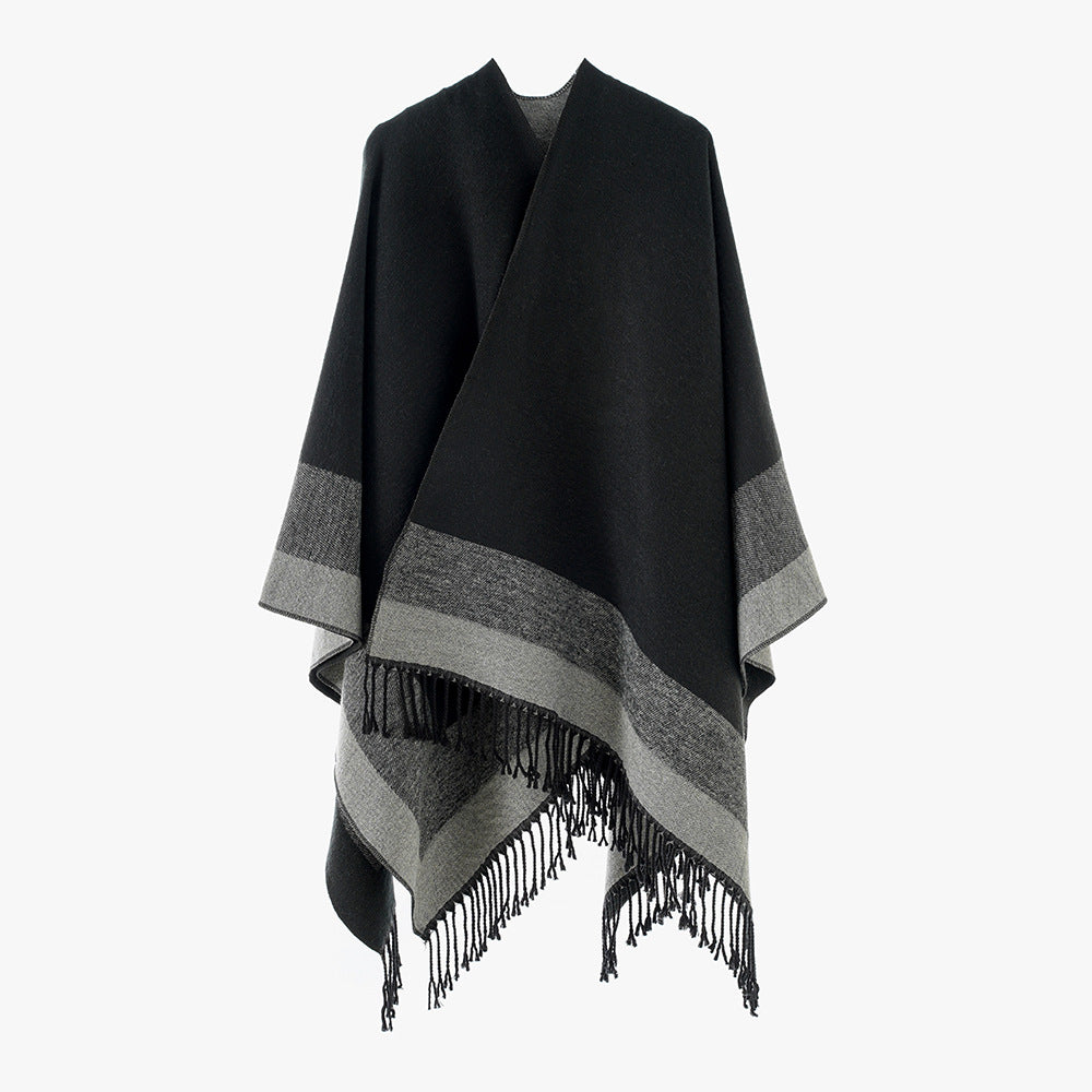 Damen Oversize Capeponcho aus feinem Wollmix mit V‑Ausschnitt, Streifenbordüre und Fransensaum Drune