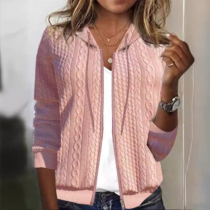 Damen Strickjacke mit Kapuze und schickem Zopfmuster Drune