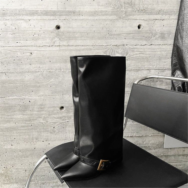 Damen Kniehohe spitz zulaufende Lederoptik-Stiefel mit schmaler Spitze und dekorativem Knöchelriemen Drune