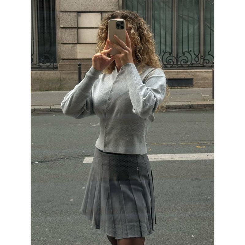Damen modische Strickjacke mit plissierten Ärmeln und Knopfdetails Drune
