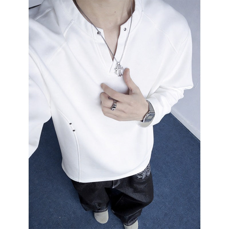 Herren Oversize-Sweatshirt mit V‑Schlitz, Raglanärmeln und Nieten-Details Drune