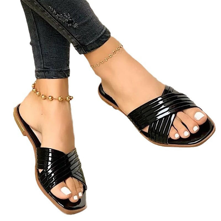 Damen Geflochtene Metallic-Slipper mit überkreuzten Riemen und flacher Komfortsohle Drune