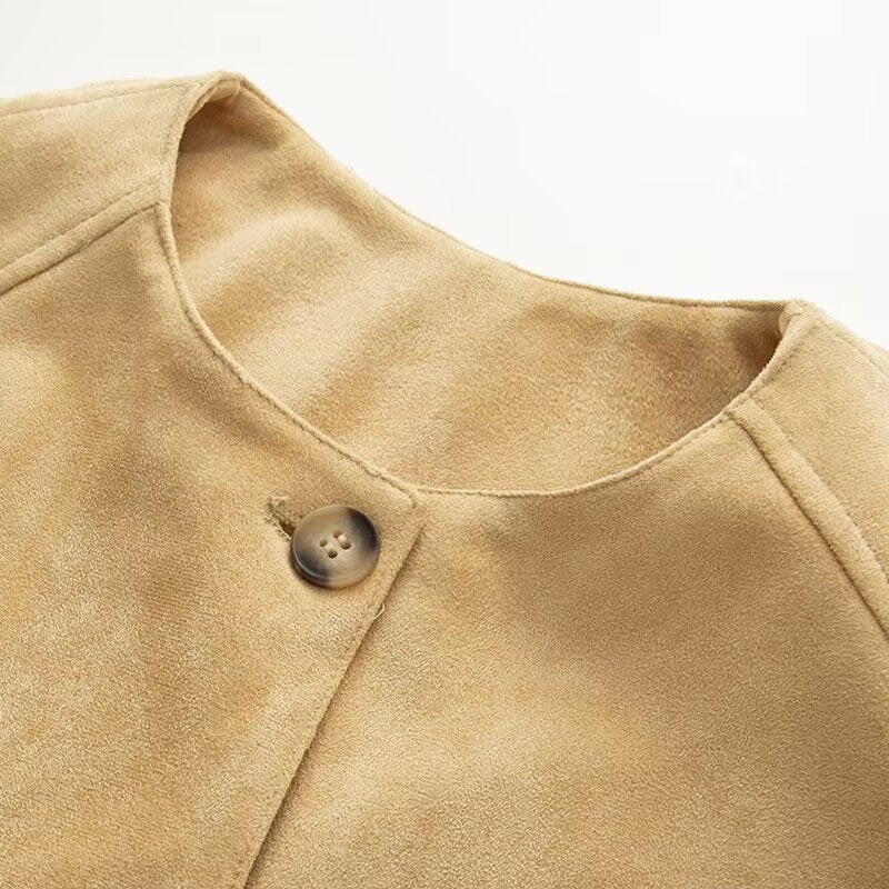 Damen Kurzjacke in Velours‑Optik mit Rundhalsausschnitt, Ballonärmeln und elastischem Saum Drune
