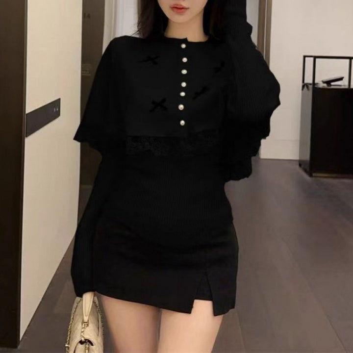 Damen Elegante Strickbluse mit Spitzenbesatz und dekorativen Knöpfen Drune