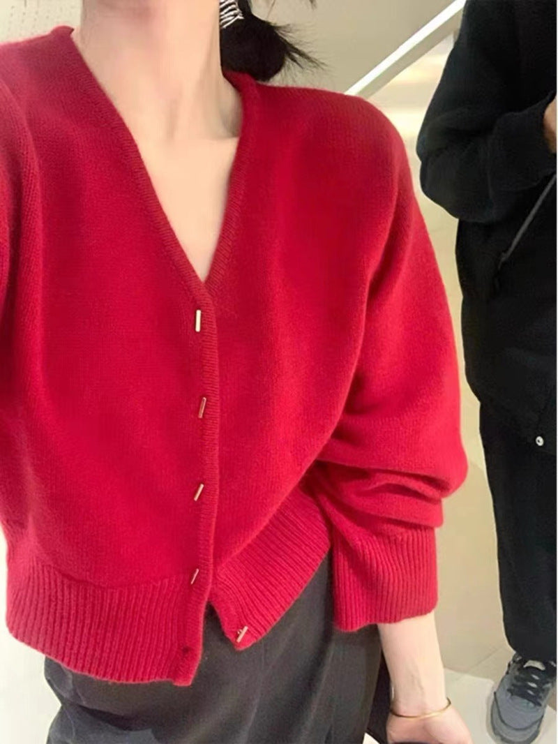 Damen Strickjacke mit tiefem V-Ausschnitt und eleganten Knöpfen Drune
