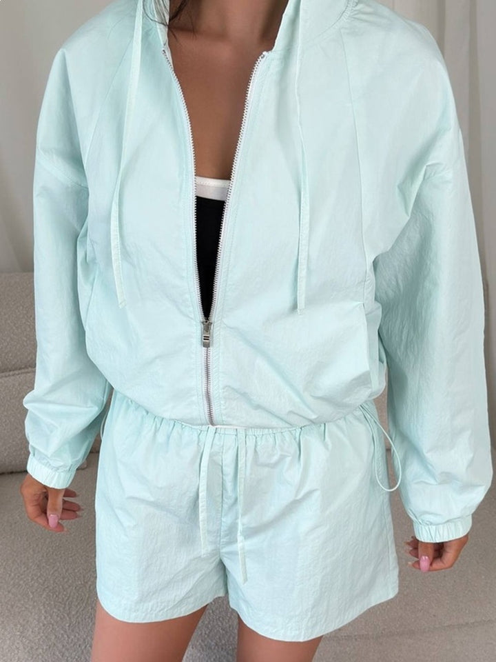 Damen Sportives Kurzarm-Set mit Kapuzenjacke und elastischem Bund