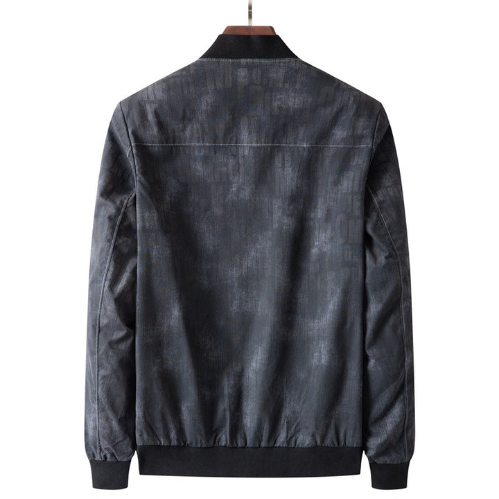 Herren Urbaner Lederlook-Bomber mit tonalem Typo-Print, Rippbündchen und Pattentaschen Drune