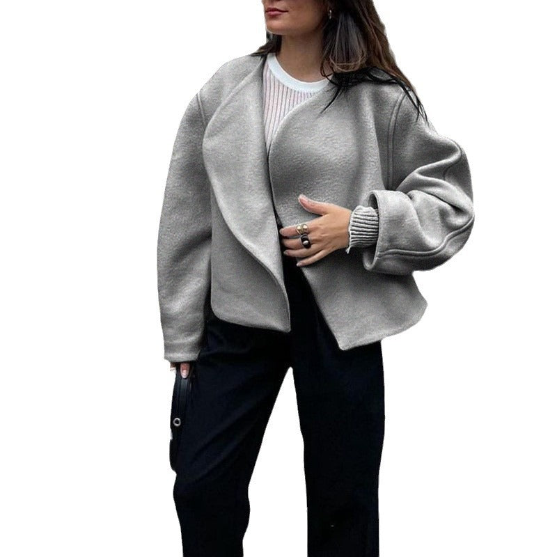 Damen Kurze Jacke aus kuscheligem Material mit weitem Schnitt und eleganten Details Drune