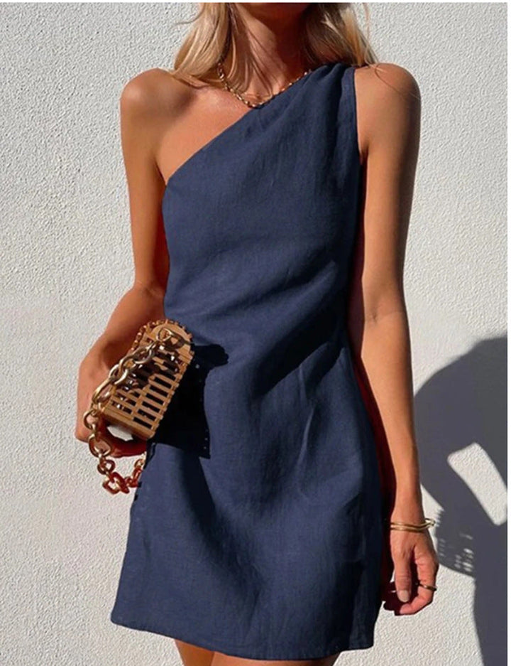 Drune | Einfarbiges Slim Fit One-Shoulder Pendelkleid