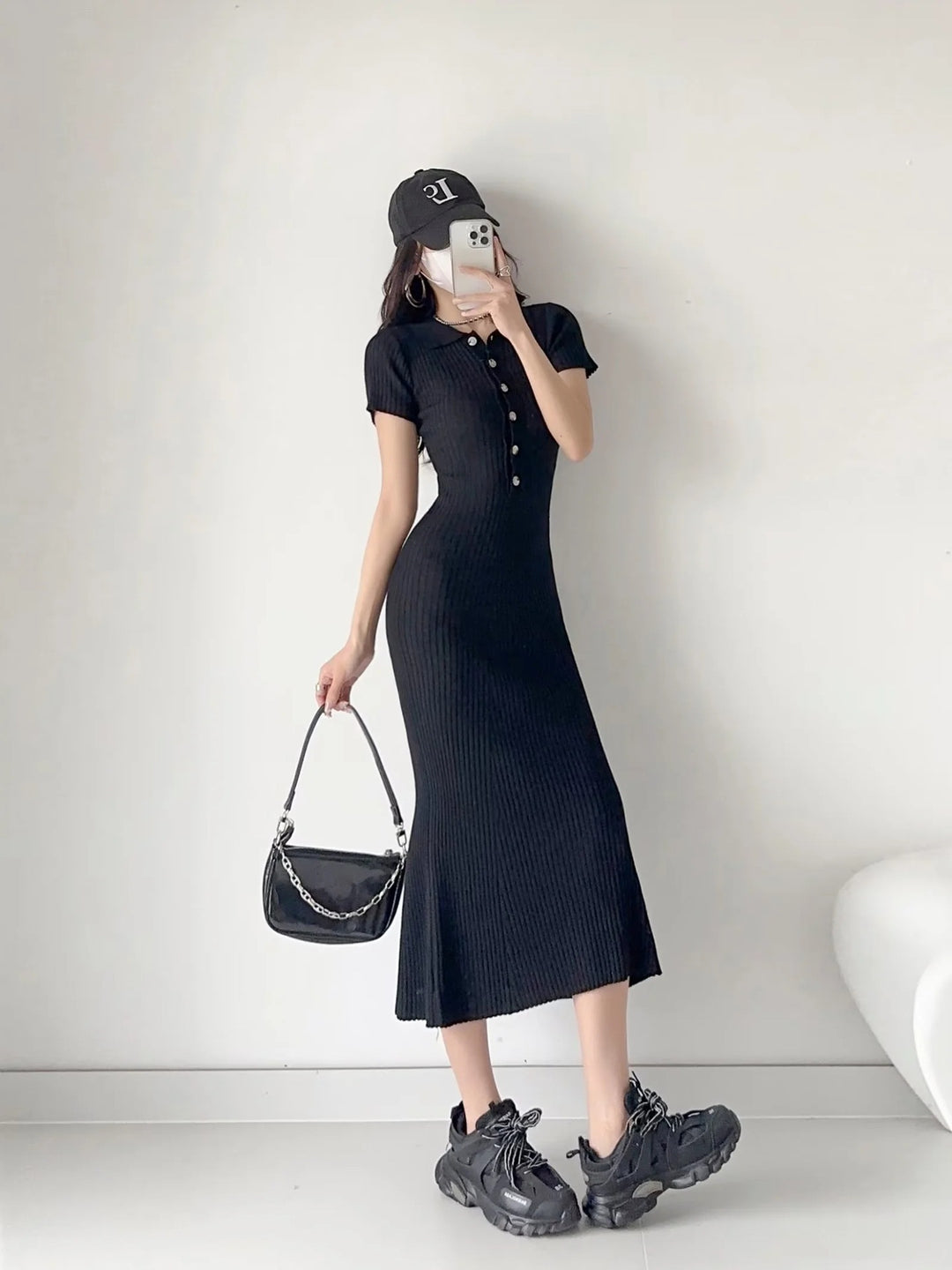 Damen figurbetontes Knielanges Strickkleid mit Polokragen und Knopfleiste Drune
