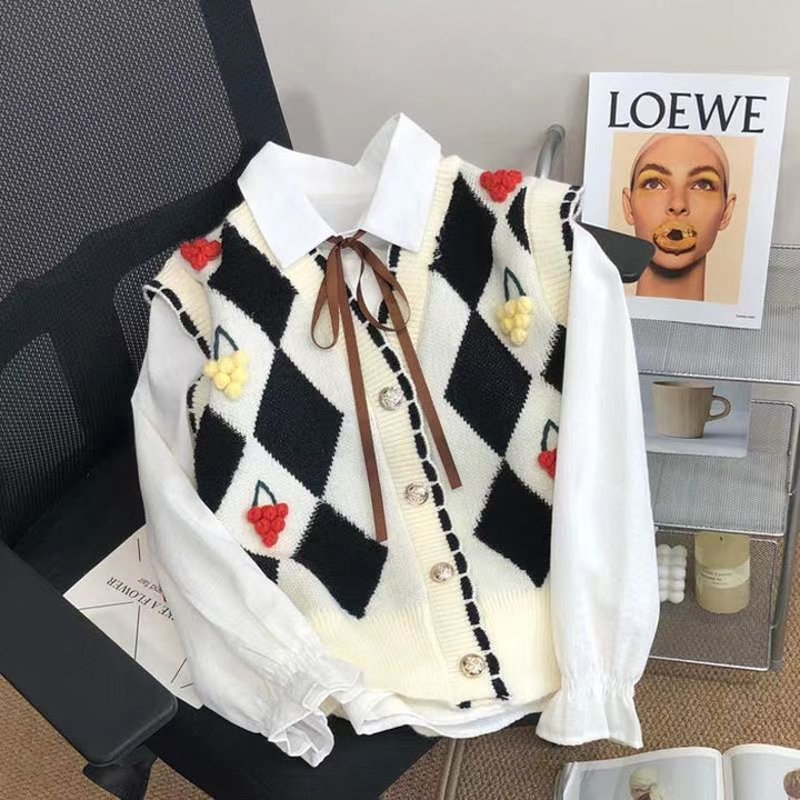 Damen Strickweste mit bunten Applikationen Drune