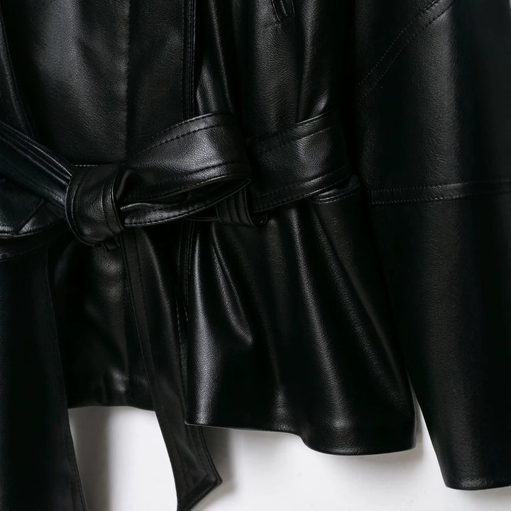 Damen Taillierter Kunstleder-Blazer mit Bindegürtel und Schalkragen Drune
