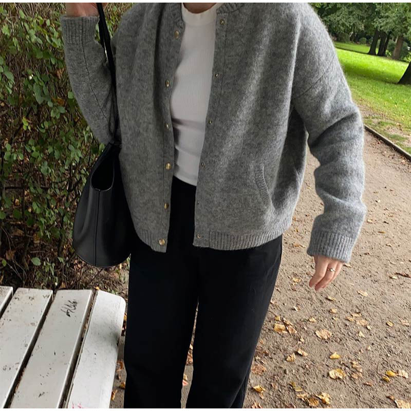 Damen Strickjacke mit knöpfbarem Design und weichem Material Drune