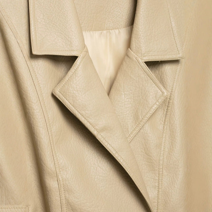 Damen Cropped Lederimitat-Blouson mit doppelreihiger Knopfleiste, weitem Revers und elastischem Saum Drune