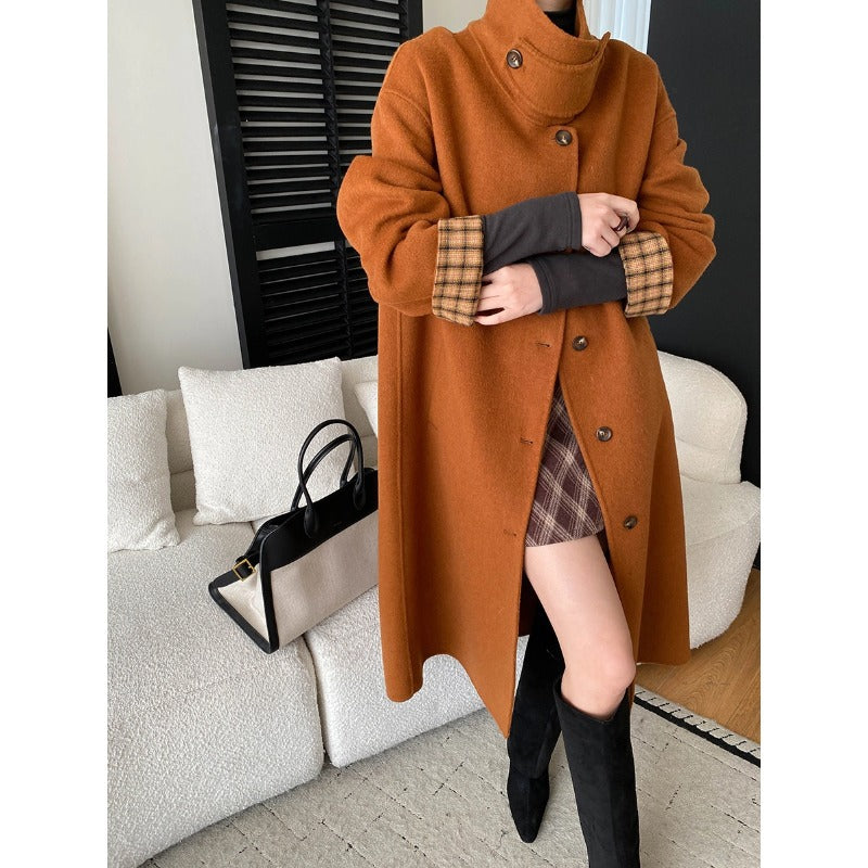 Damen eleganter Wollmantel mit Karo-Akzenten und hoher Knopfleiste Drune