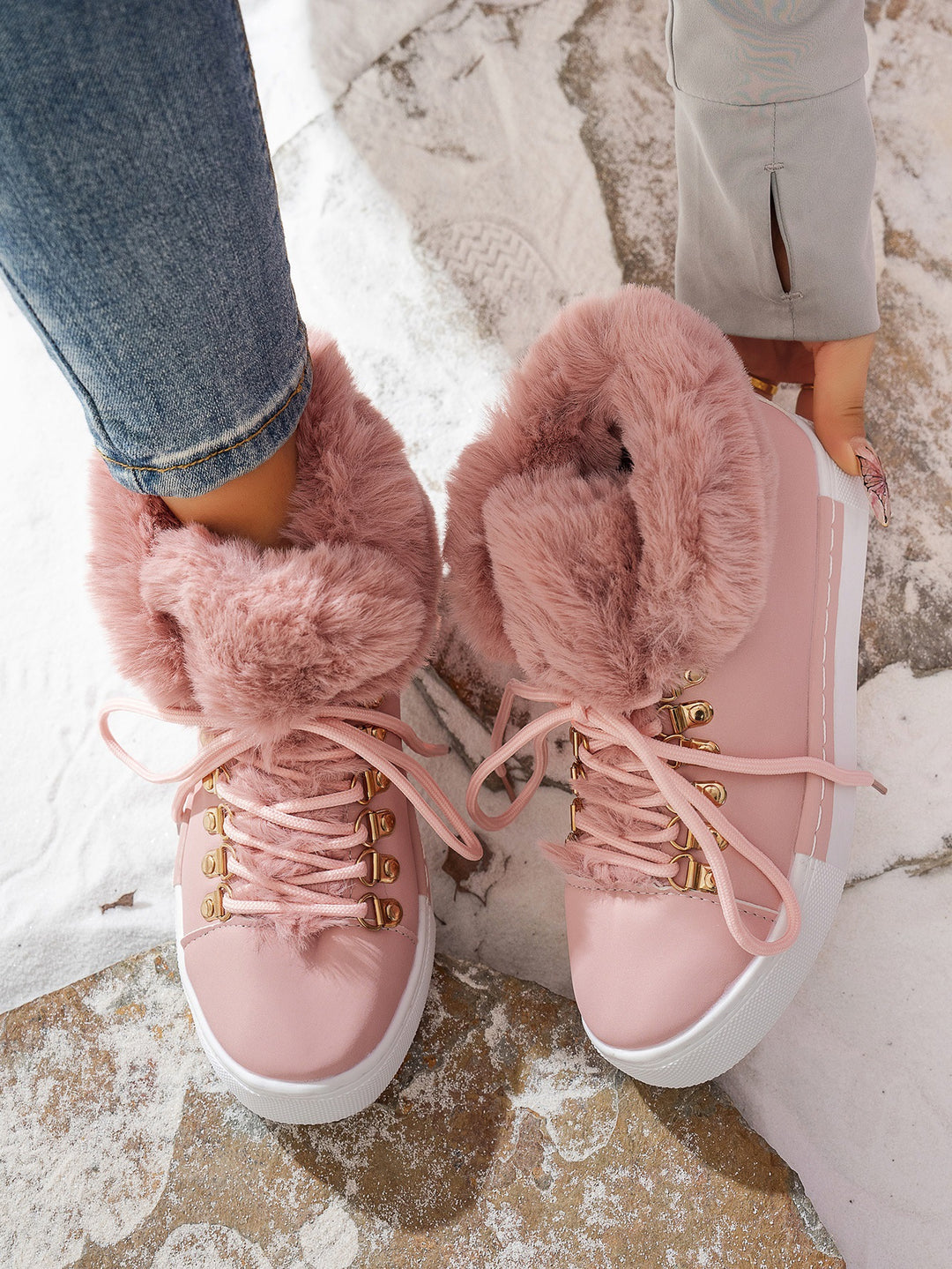 Damen Winterliche Sneaker-Stiefelette mit Kunstfellkragen und Plateau Drune