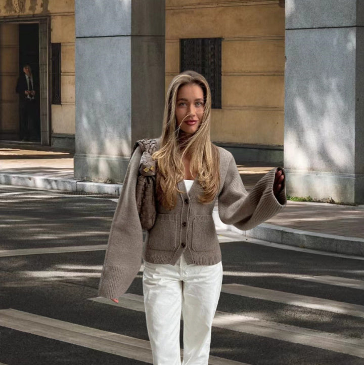 Damen Strickjacke mit eleganten Details und lässigem Schnitt Drune
