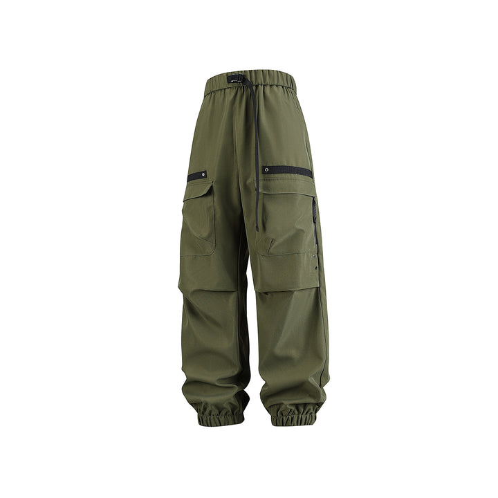 Herren weite Cargo-Jogginghose im Tech‑Utility‑Look mit elastischem Bund und multifunktionalen Klapptaschen Drune