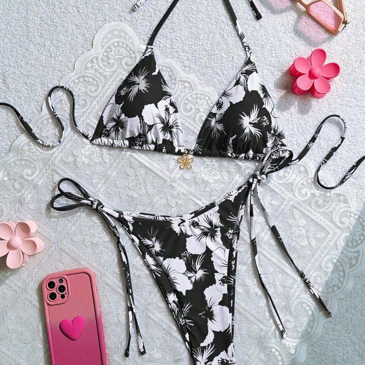 Damen Triangel-Bikini mit floralen Akzenten und raffinierten Bindebändern Drune
