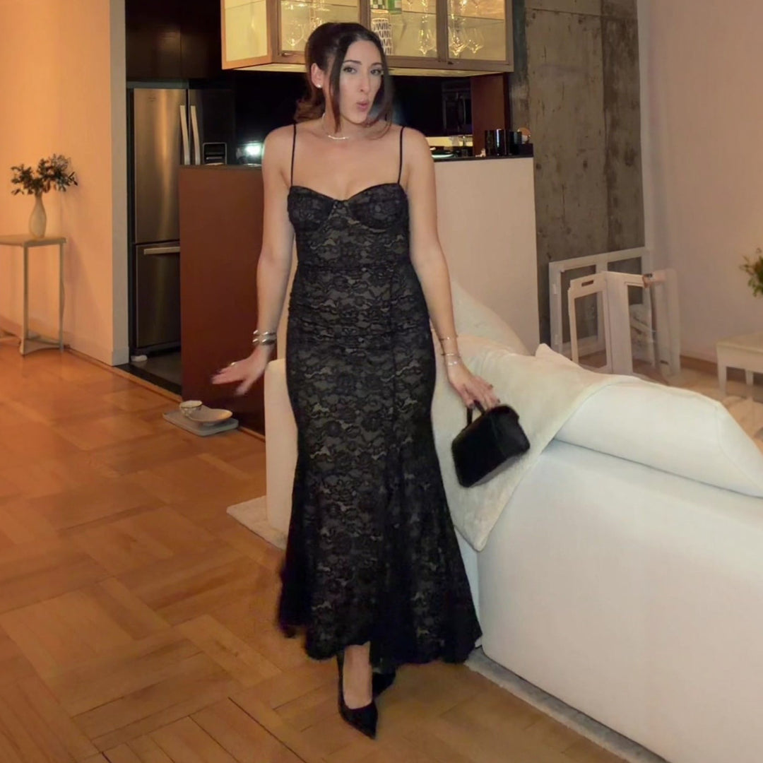 Damen Spitzenkleid mit sanften Konturen und trägerlosem Design Drune