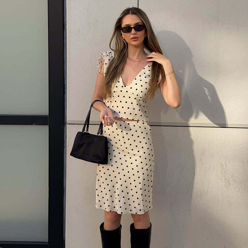 Damen Elegantes Polka-Dot Kleid mit tiefem V-Ausschnitt und verstellbaren Schulterbändern Drune