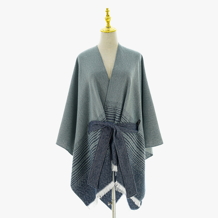 Damen Wickelponcho aus Feinstrick mit Bindegürtel und Fransensaum Drune