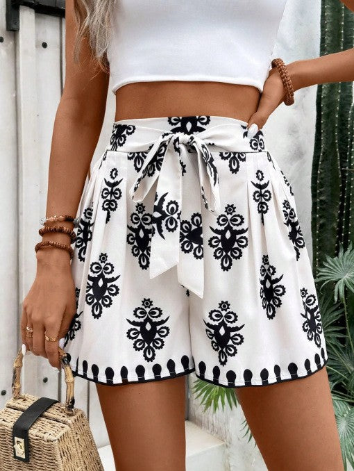Damen Sommerliche Chino-Shorts mit Bindegürtel Drune