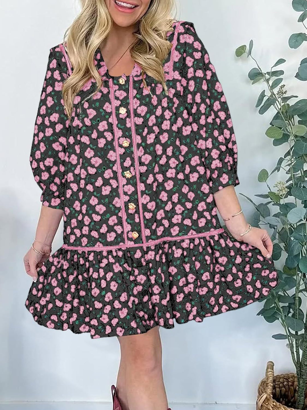 Damen blumiges Kurzarm Kleid mit geräumigen Taschen und romantischem Kragen Drune
