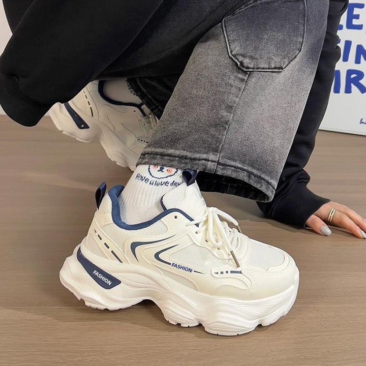 Damen Skulpturierte Wedgesneaker mit stufiger Plateausohle, atmungsaktivem Mesh und gepolstertem Komfortkragen Drune