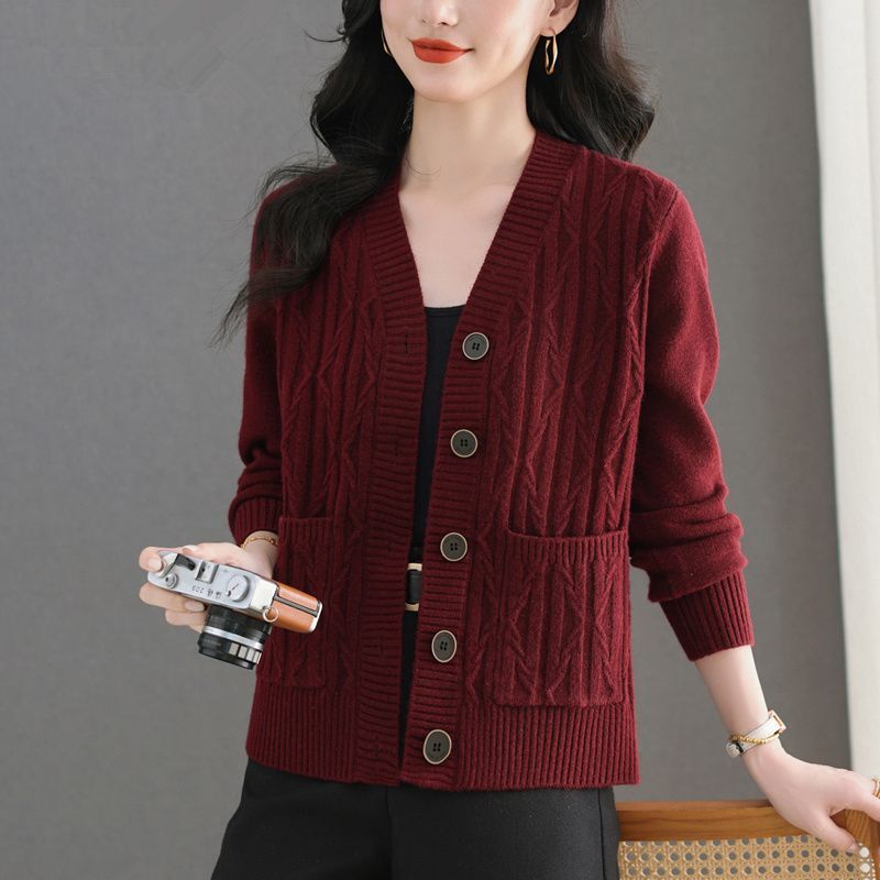 Damen Strickjacke mit feinem Zopfmuster und praktischen Taschen Drune