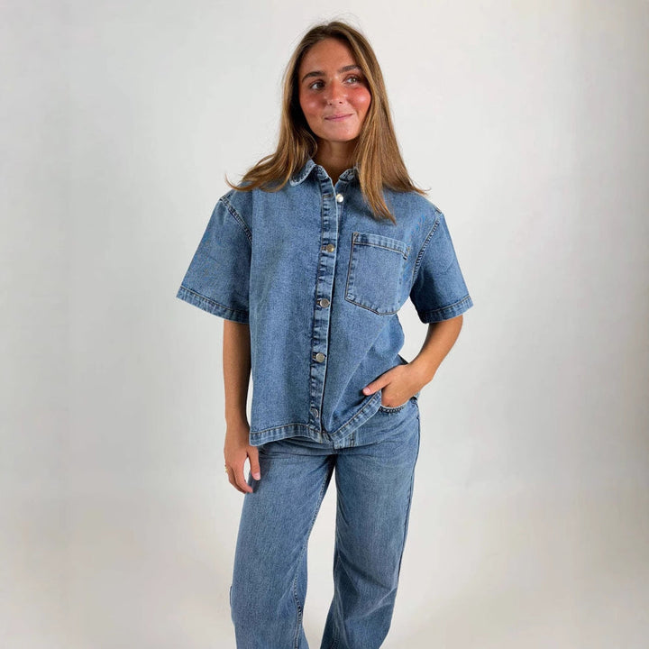 Damen Oversized Denim-Hemd mit kurzen Ärmeln und aufgesetzten Taschen Drune