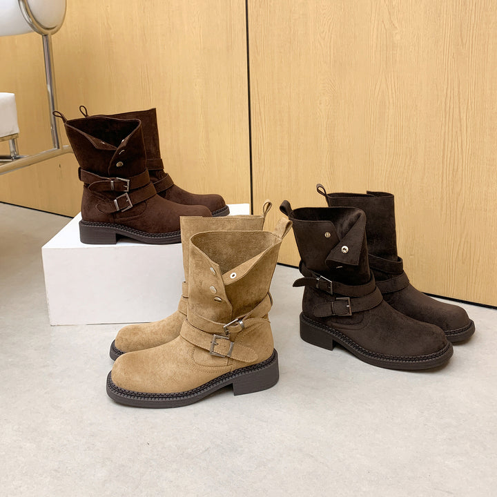 Damen Kurzschaft-Bikerboot aus Wildleder mit verstellbaren Schnallen und markantem Blockabsatz Drune