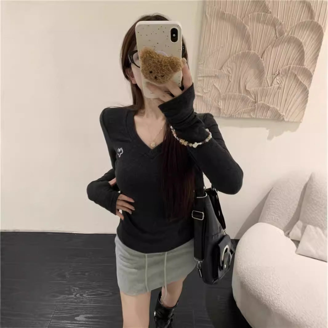 Damen Langarmshirt mit V-Ausschnitt und eleganten Rippstrukturen Drune