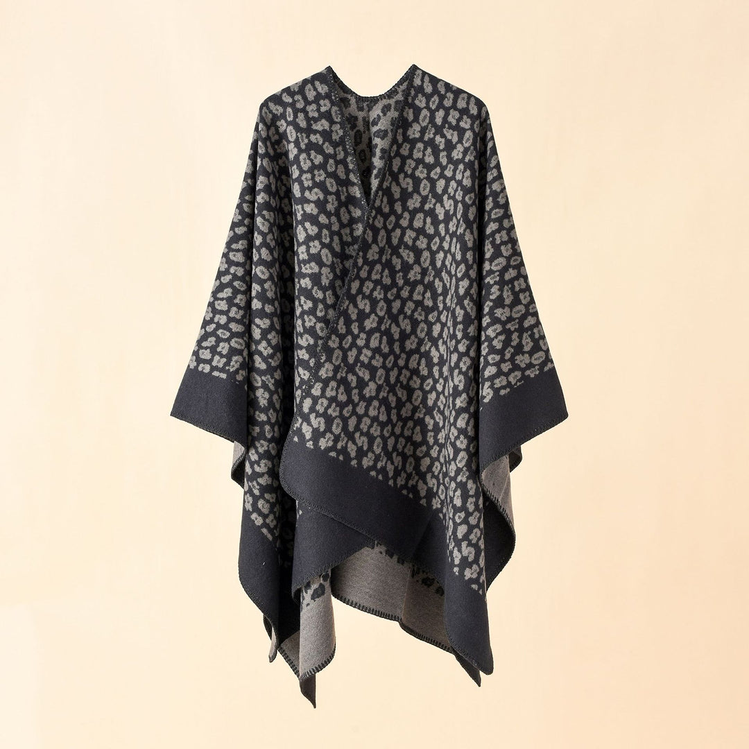 Damen Wollmix-Ruana mit tonigem Leopardenjacquard und kastigem Kimono-Fall Drune
