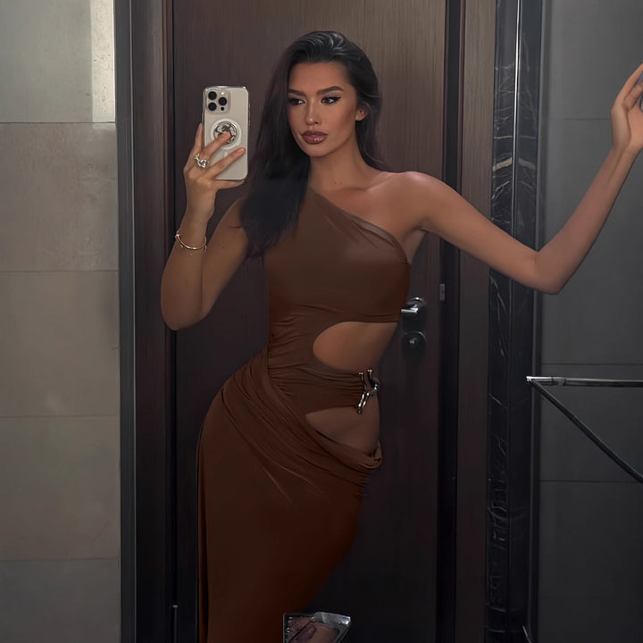 Damen Körperbetontes Maxikleid mit asymmetrischem Schnitt und exklusiven Cut-Out-Details Drune