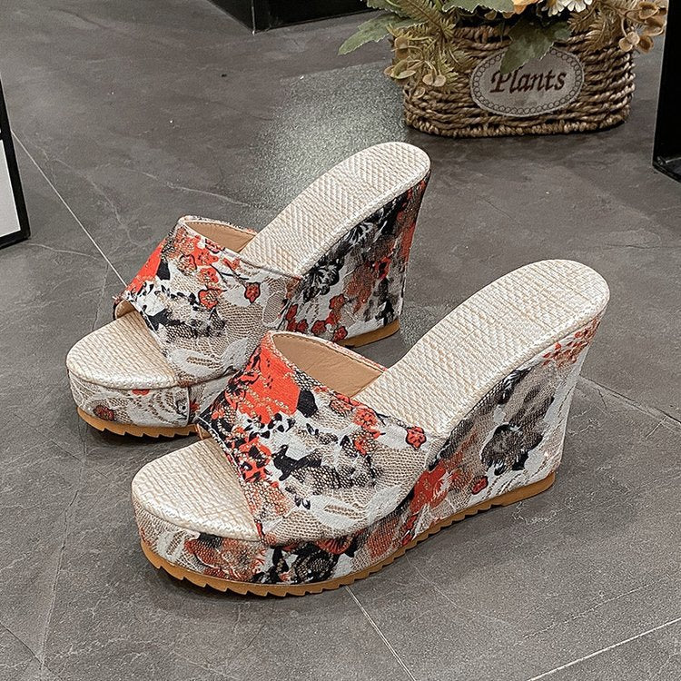 Damen Florale Brokat-Mules mit geflochtenem Jute-Plateau und ergonomischem Komfortfußbett Drune