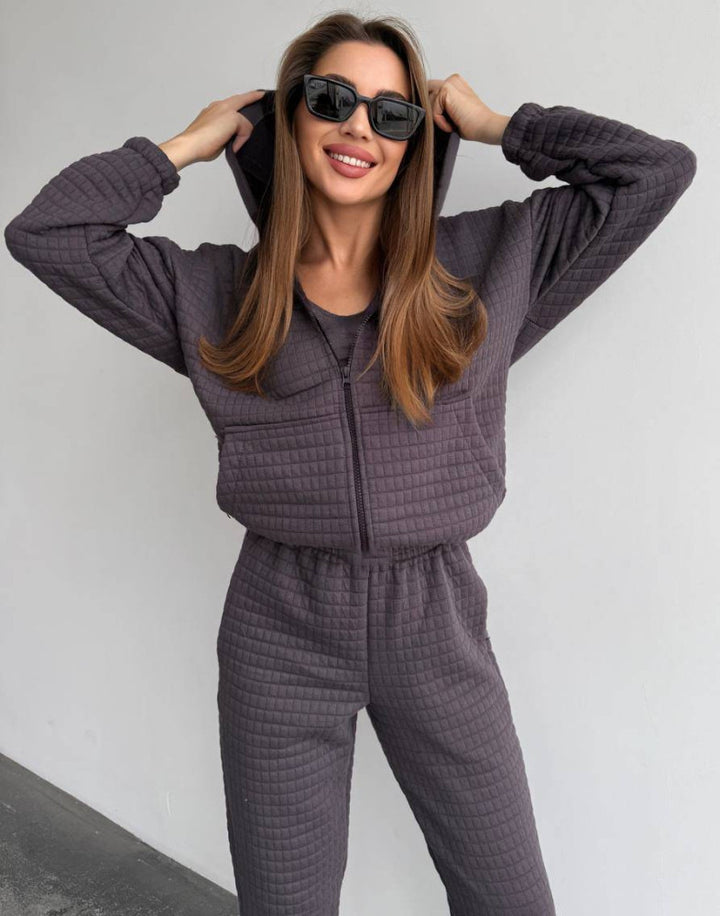 Damen gesteppter Quilt-Lounge-Zweiteiler aus Soft-Fleece mit Kapuzen-Zipjacke, High-Waist-Bundhose und Bustier-Top Drune