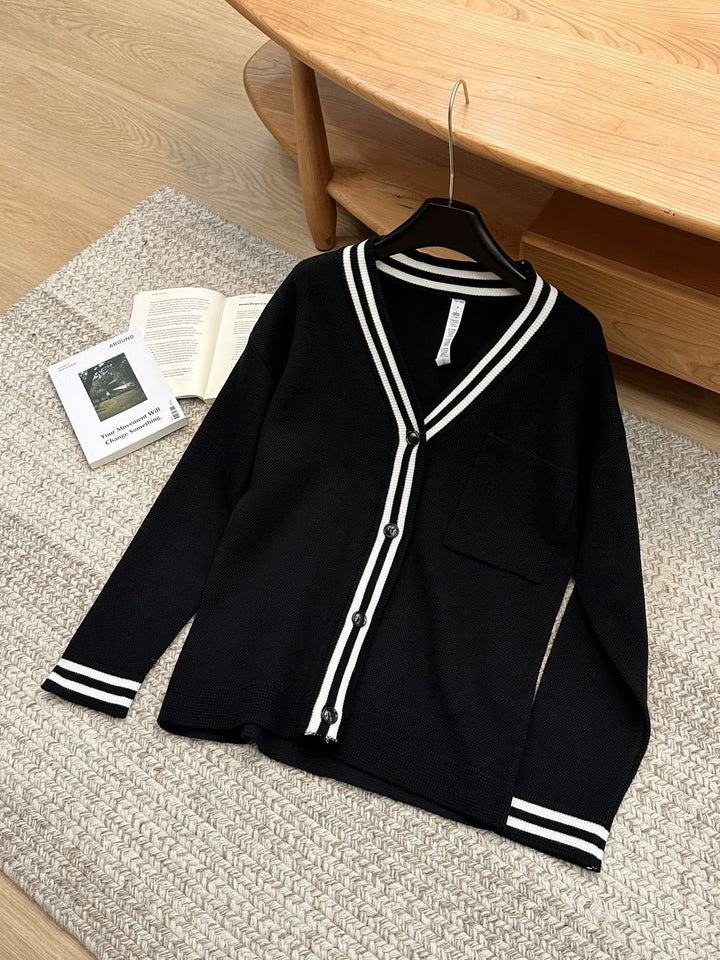 Damen Waffelstrick Cardigan mit sportlichem V-Ausschnitt und Brusttasche Drune