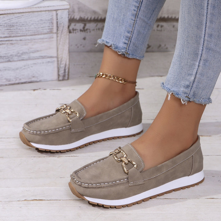 Damen Loafer im Mokassinstil mit profilierter Gummisohle und goldener Horsebit-Applikation Drune